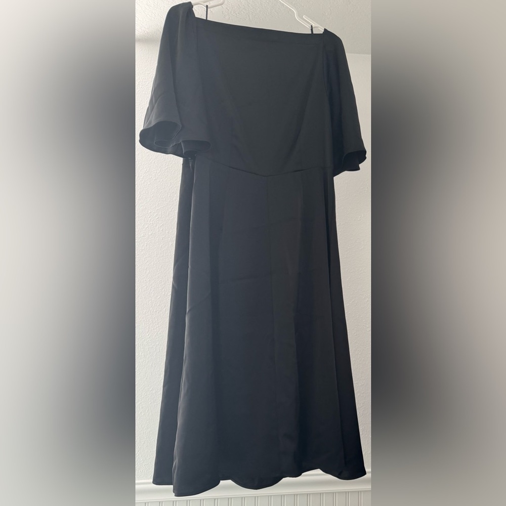 π Banana Republic Black Satin Dress | Timeless, Versatile Wedding & Party Dress - Picture 2 of 4